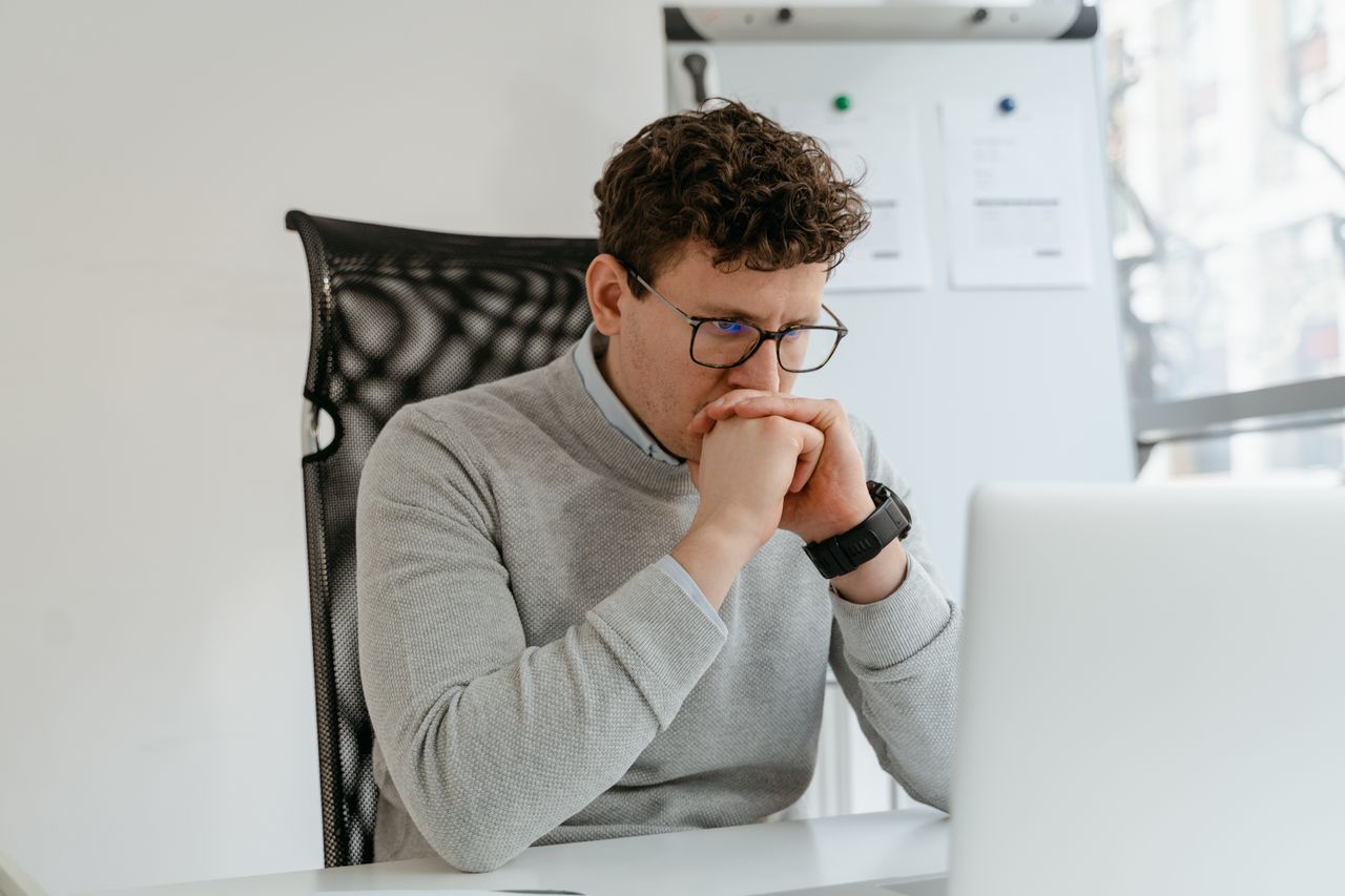 How to Manage Job Insecurity as AI Transforms the Workplace